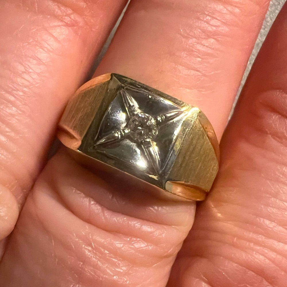 10k Solid Gold Vintage Unisex Two-toned Diamond Ring Yellow &White Gold Size 8.5